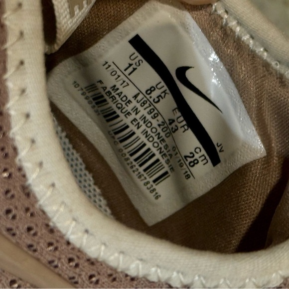 Women’s NIKE Ashin modern sneakers- sepia stone. Size 11 - Picture 11 of 12